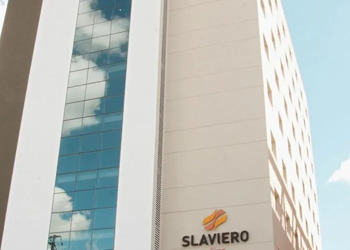 Slim Hotel Curitiba Av Das Torres, Brasil