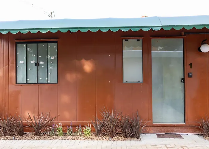 Villa Dei Colori Studio 6 Com Estacionamento Wifi No Ahu Terreo Curitiba, Brasil