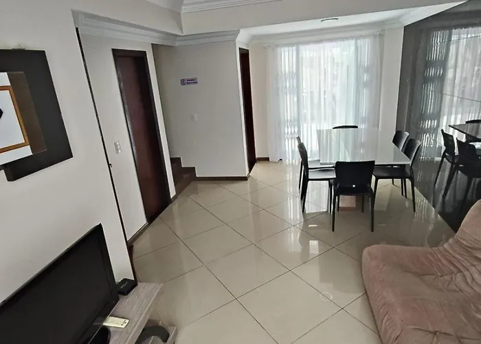 Casa Triplex Curitiba, Tingui, Bacacheri, Cindacta, Batalhão, Hospital Vita, Policia Federal, PF, Brasil